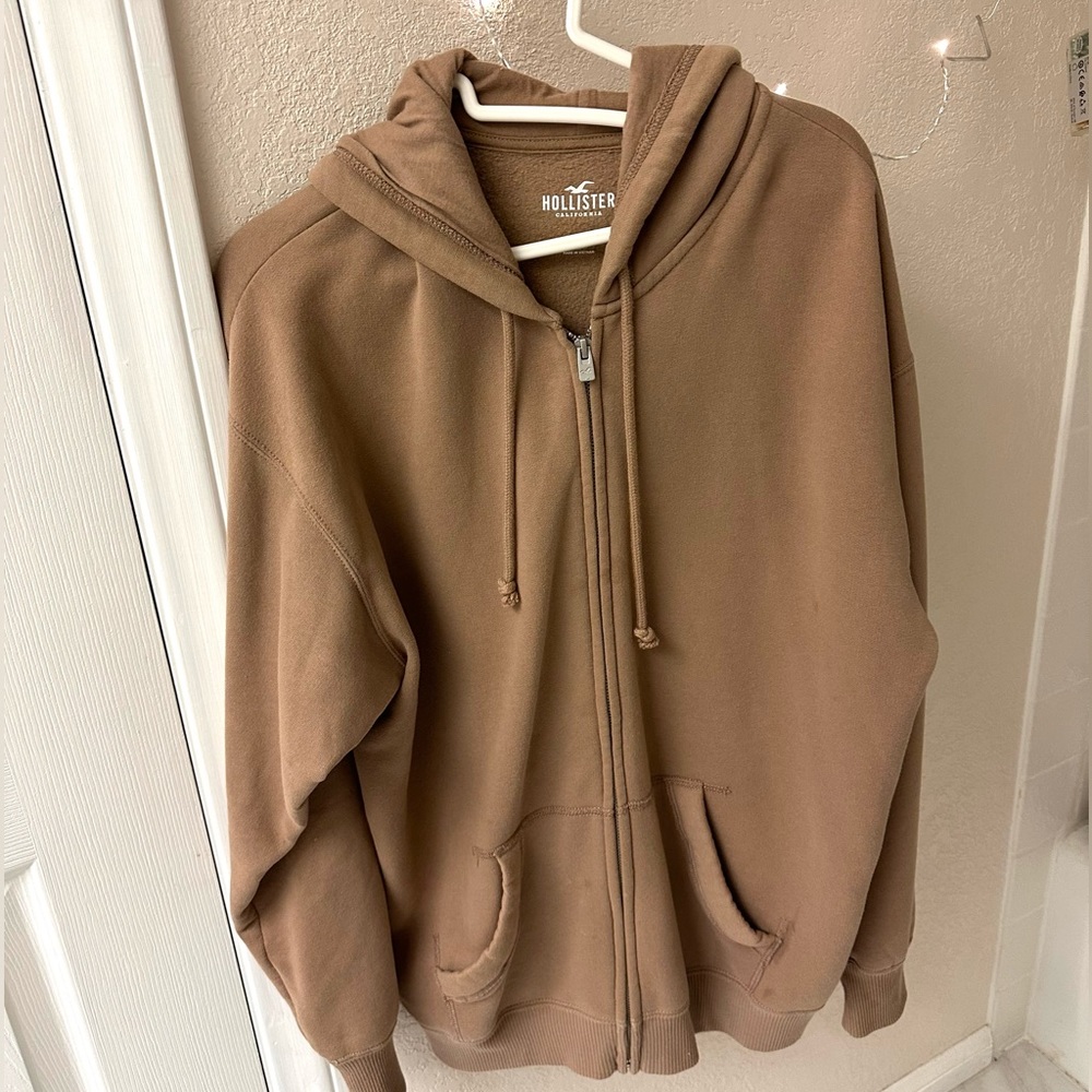 hollister zip up jacket